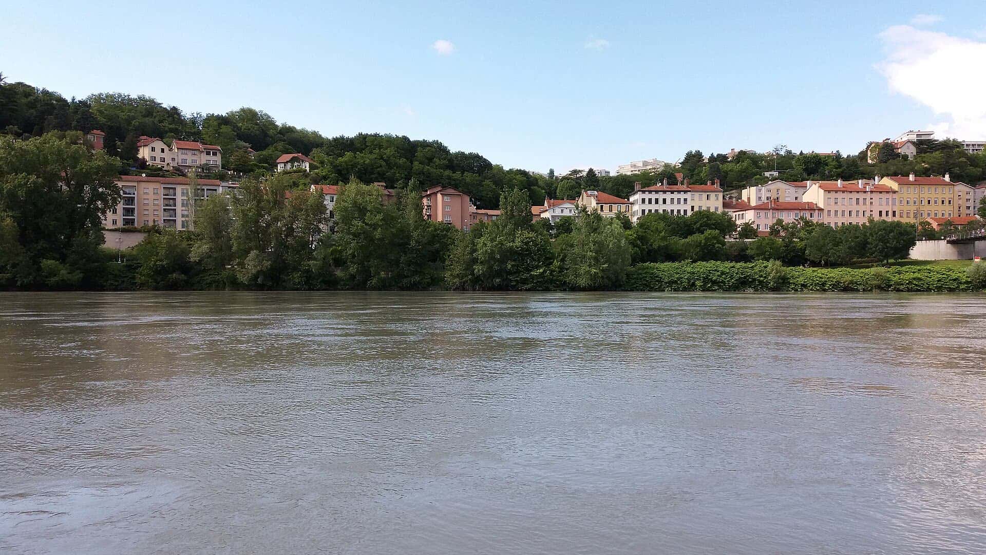 Les maisons de Saint-Clair, à Caluire-et-Cuire, au bord du Rhône